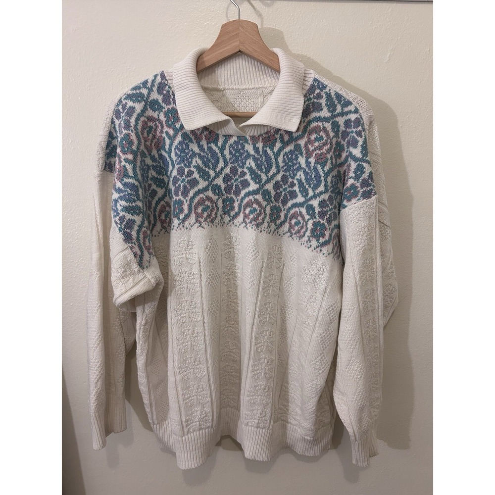 Vintage Collared White Sweater‎ With Design Made In The USA